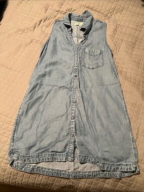 Abercrombie & fitch Light Wash Sleeveless Denim Shirt Dress